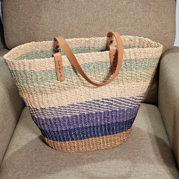 CLOSET CLOSING: Bohemian Woven Sisal Tote with Leather Handle - Picture 1 of 6